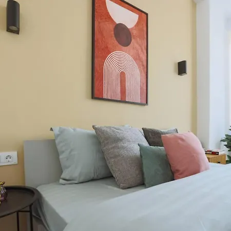 Sol - Old Town Centre *