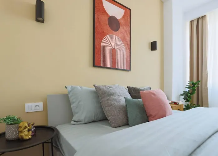 Sol - Old Town Centre *