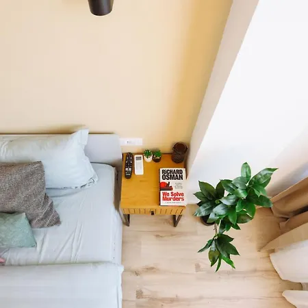 Sol - Old Town Centre I Cheap Carpark Nearby I Balcony Apartment *